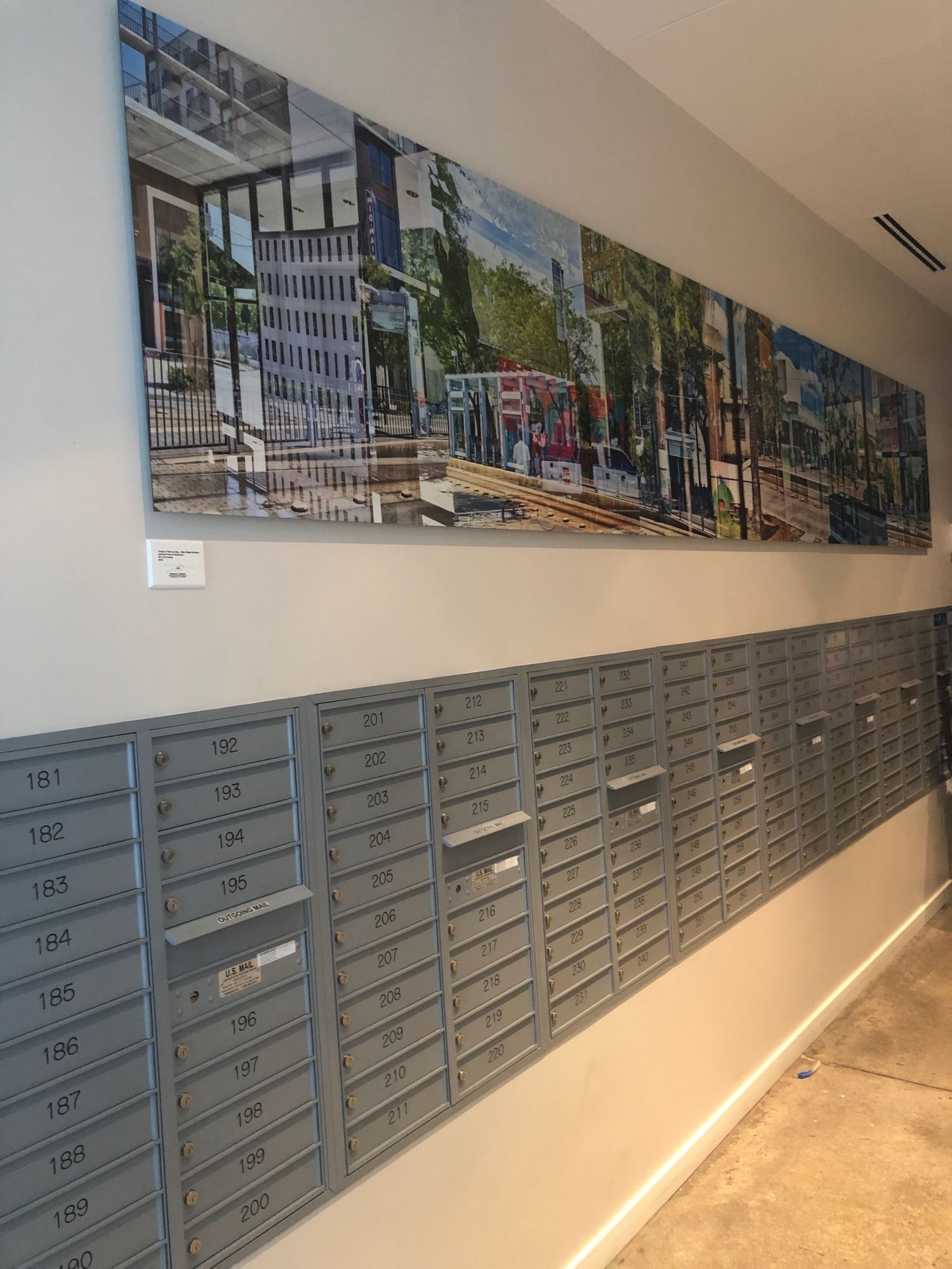 Mid-Main Lofts — photograph 1